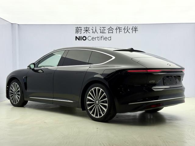 NIO ET9 2024 صورة سيارة #5