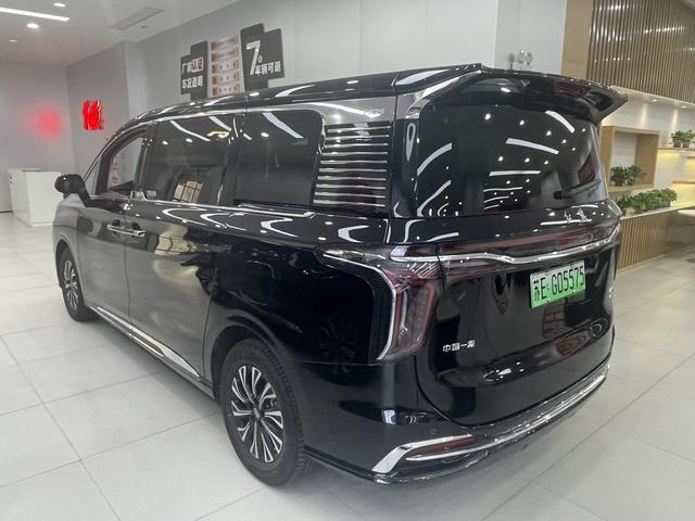 HongQi HQ9 PHEV 2024 #5 HongQi HQ9 PHEV 2024 immagine di auto #5