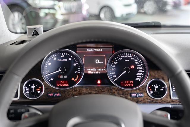 Audi S8 2008 #5 Audi S8 2008 car image #5