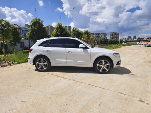 Audi Q5 (Imported) 2016 car image #5