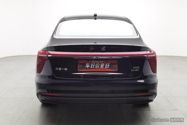 HongQi H5 PHEV 2025 #5 HongQi H5 PHEV 2025 car image #5
