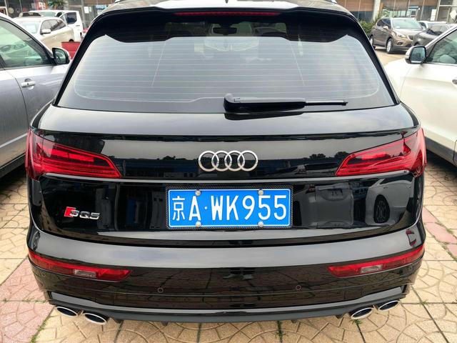 Audi SQ5 2023 imagen de coche #5