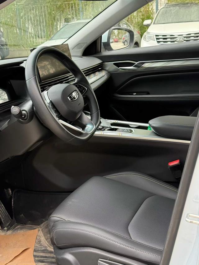 GEELY Emgrand L HiP 2024 car image #5