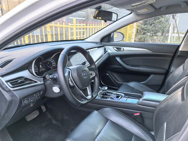 Changan Eado EV 2019 car image #5