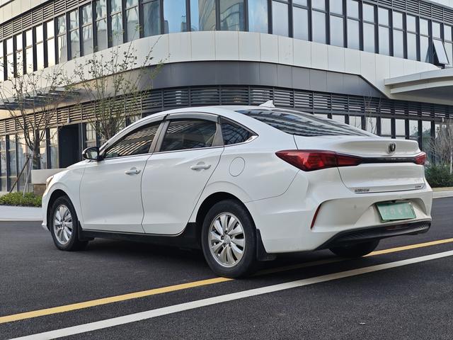 Changan Eado EV 2022 car image #5