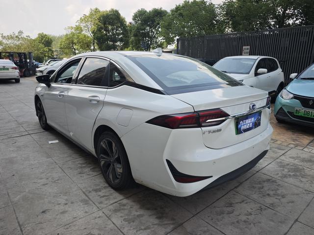 GAC ix4 2020 car image #5