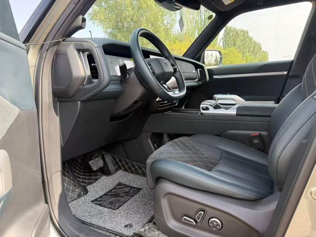 Deepal G318 2024 #5 Deepal G318 2024 car image #5