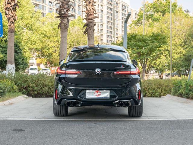 BMW X4 M 2023 car image #5