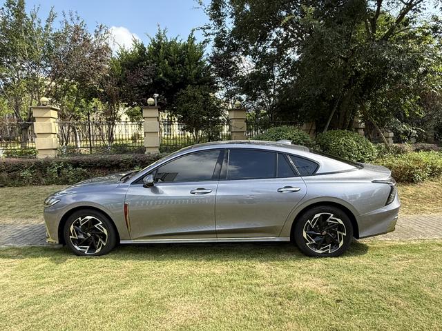 HongQi H6 2023 car image #5