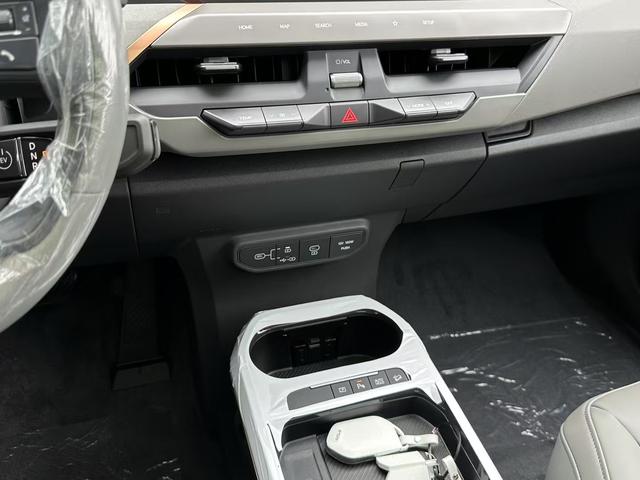 起亚 起亚EV5 2025 汽车图片 #5