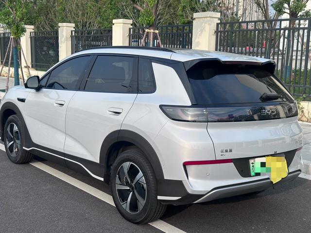 BYD Sea Lion 05 EV 2025 car image #5