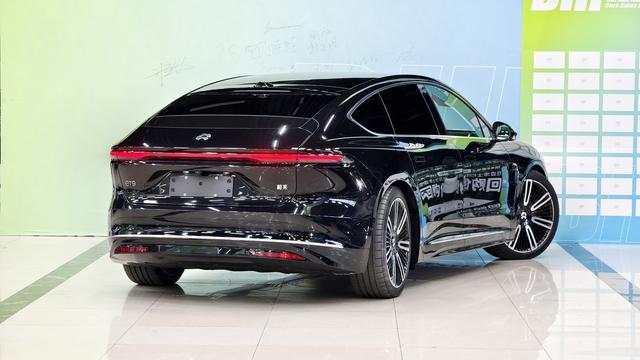 NIO ET9 2025 image de voiture #5