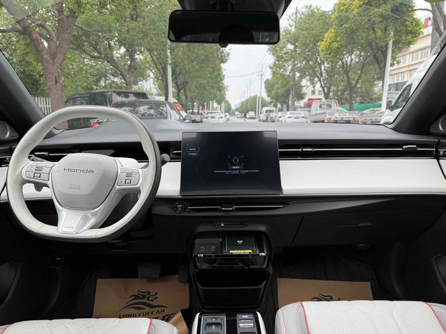 Honda e:NS2 2024 #5 Honda e:NS2 2024 car image #5