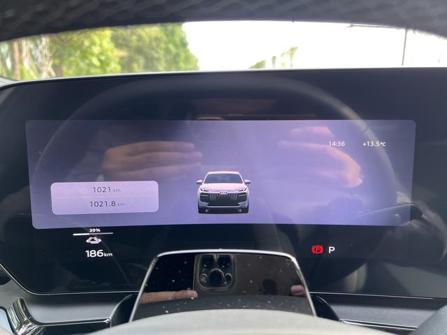 Audi Q6L Sportback e-tron 2025 car image #5