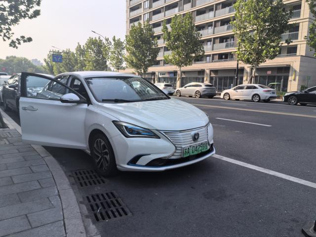 Changan Eado EV 2019 #5 Changan Eado EV 2019 image de voiture #5