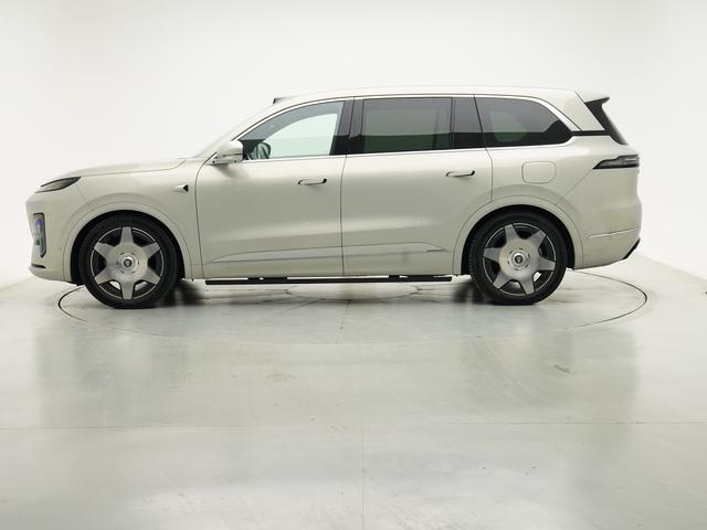 Deepal S09 2025 car image #5