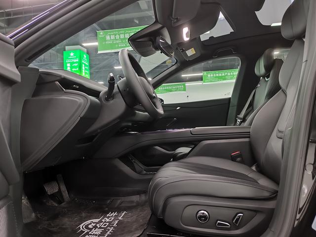 Deepal L07 2025 car image #5