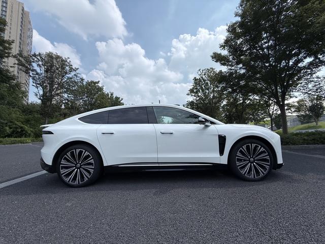 NIO ET9 2024 изображение автомобиля #5