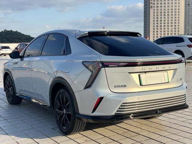 Honda e:NS2 2025 immagine di auto #5