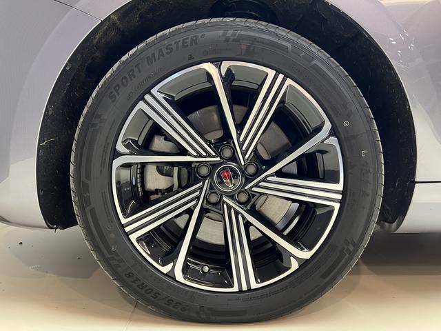 HongQi H5 PHEV 2025 car image #5