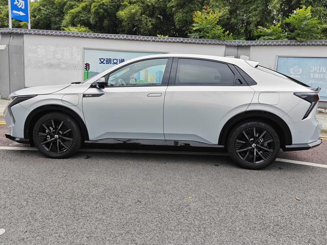 Honda e:NS2 2024 car image #5