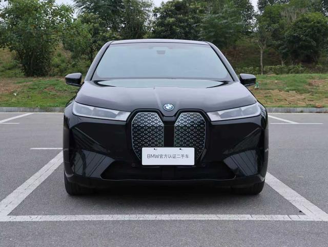 BMW iX 2023 #5 BMW iX 2023 car image #5