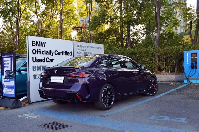 BMW 2 Series immagine di auto #5