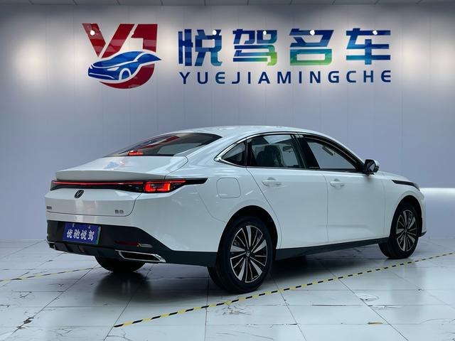Changan EadoPHEV 2025 imagen de coche #5