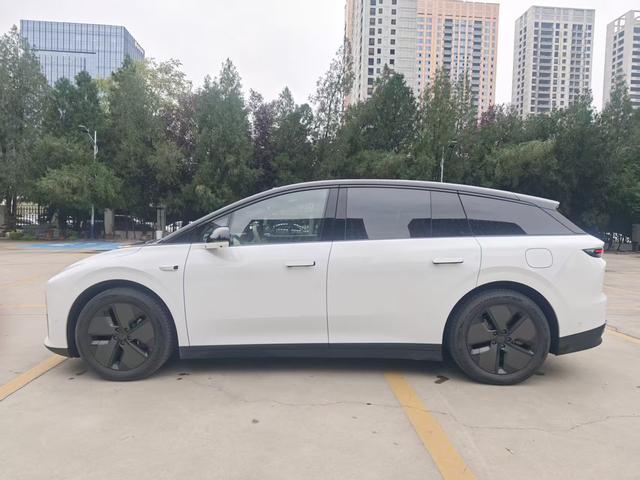 理想汽车 理想i6 2025 汽车图片 #5