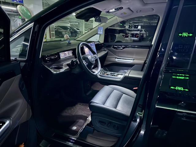 GAC Trumpchi E8 2024 imagem de carro #5