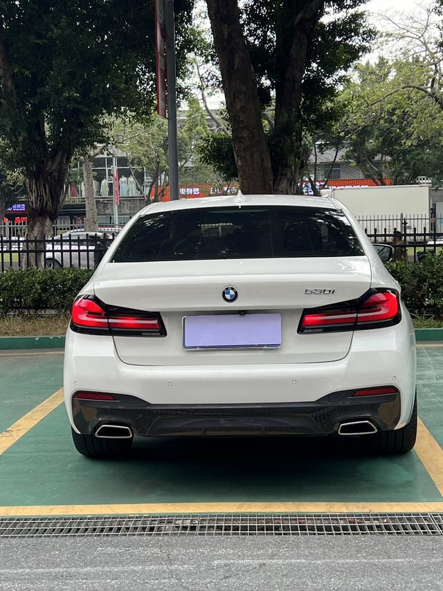 BMW 5 Series (Imported) 2021 imagem de carro #5