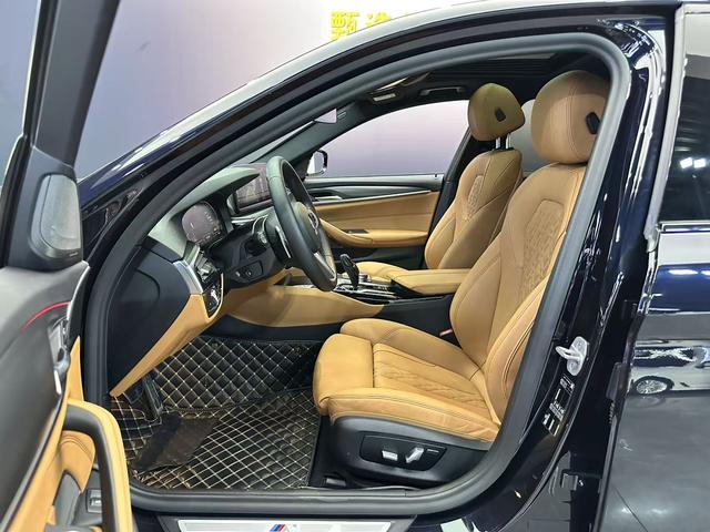 BMW 5 Series (Imported) 2021 immagine di auto #5