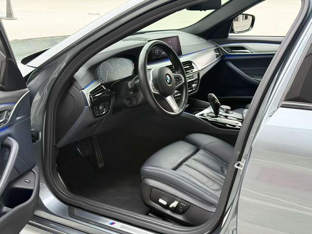 BMW 5 Series (Imported) 2018 #5 BMW 5 Series (Imported) 2018 car image #5