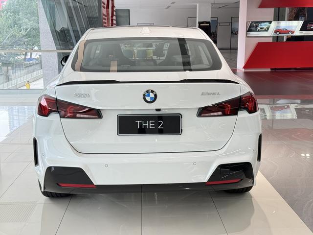 BMW 2 Series car image #5