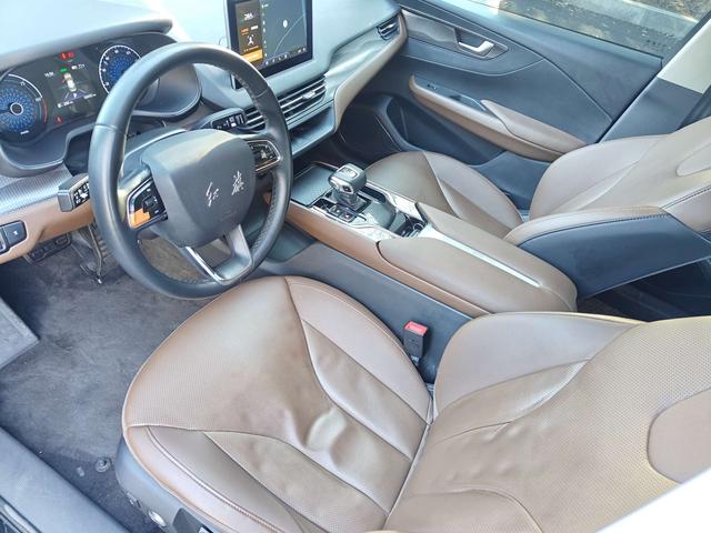 HongQi E-QM5 2021 immagine di auto #5