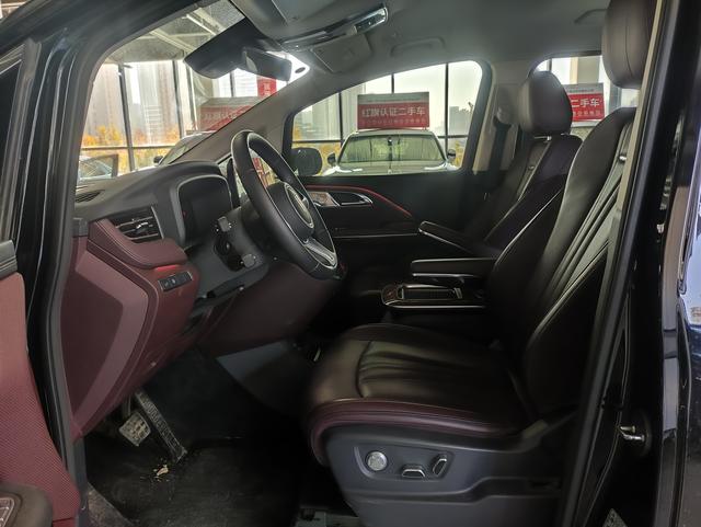 HongQi HQ9 2023 #5 HongQi HQ9 2023 car image #5