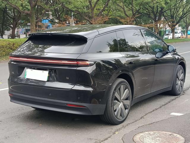 理想汽车 理想i6 2025 汽车图片 #5