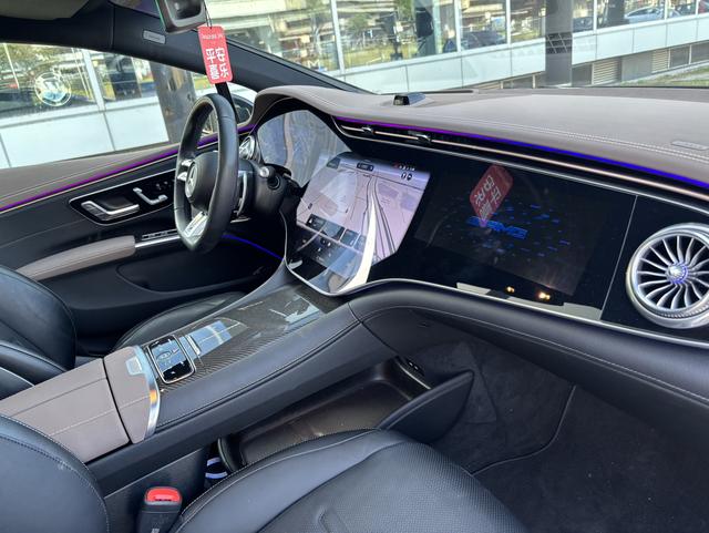 Mercedes-Benz EQS AMG 2024 immagine di auto #5