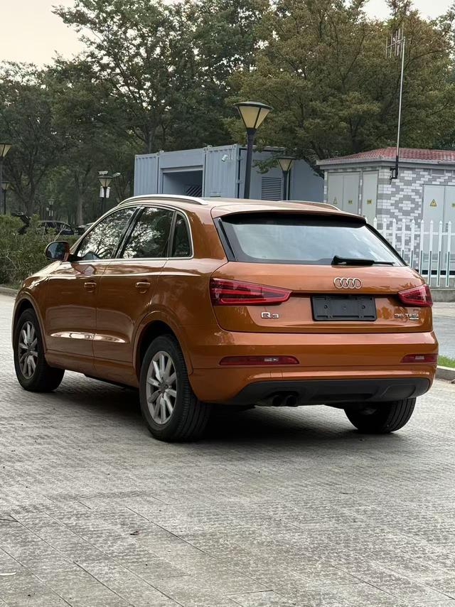 Audi Q3 (Imported) 2013 car image #5