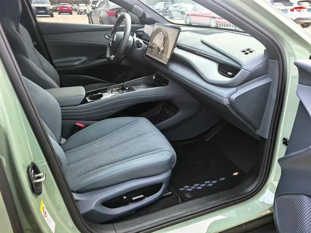 BYD Seal 06GT 2025 car image #5