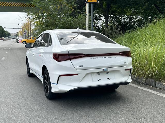 BYD e3 2020 #5 BYD e3 2020 car image #5