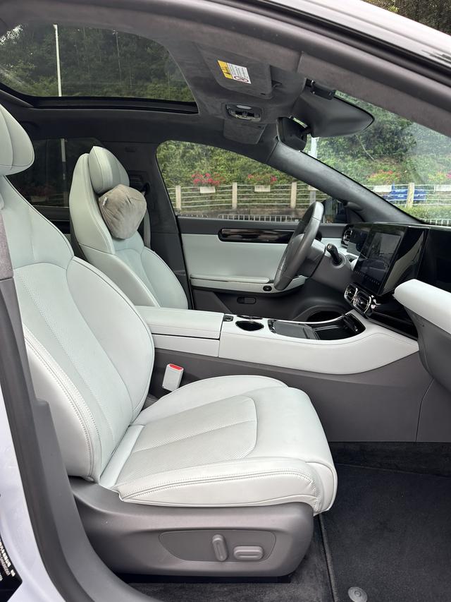 零跑汽车 零跑C01 2023 汽车图片 #5