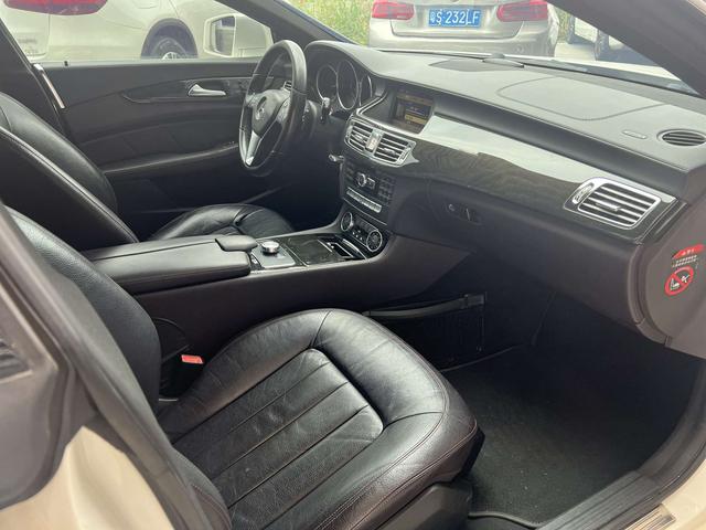 Mercedes-Benz CLS Class 2012 car image #5