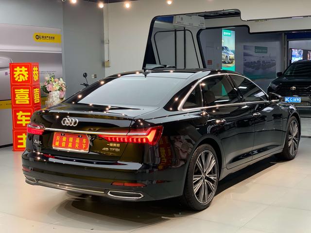 Audi A6L e-tron 2020 immagine di auto #5