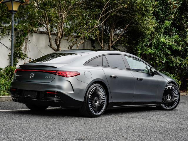 Mercedes-Benz EQS AMG 2024 imagen de coche #5