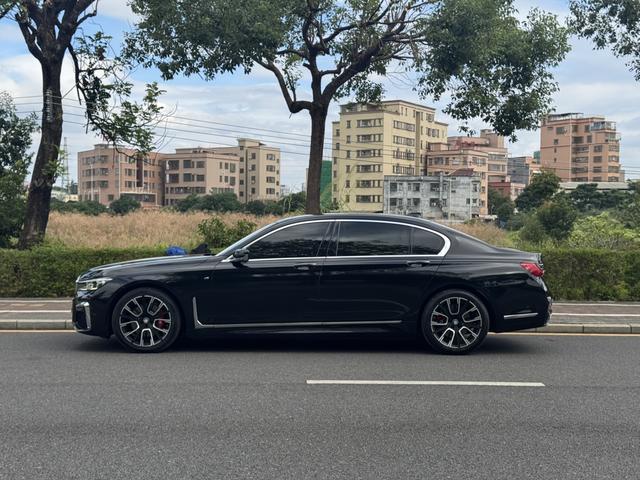 BMW 6 Series 2019 #5 BMW 6 Series 2019 car image #5