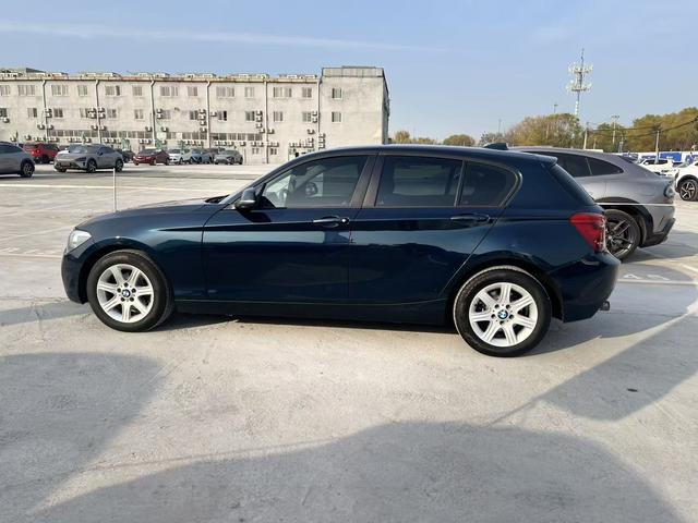 BMW 1 Series (Imported) 2012 car image #5