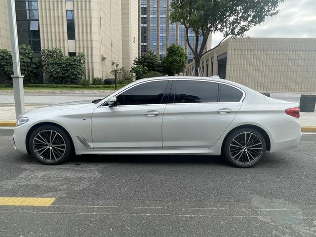 BMW M8 2020 car image #5