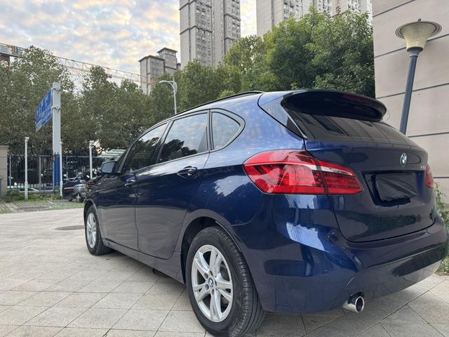 BMW M235L 2017 صورة سيارة #5