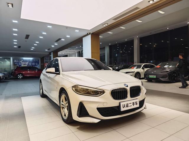 BMW i4 M50 2019 car image #5